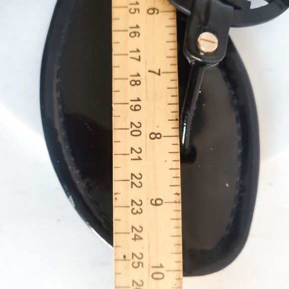 Tory Burch Sandals Size 8.5 Miller Logo Black Patent Leather Flat Thong Preppy - Picture 12 of 12